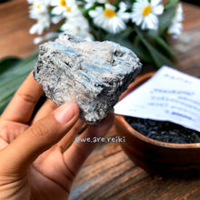 Cargar imagen en el visor de la galería, Large Rough Blue Kyanite