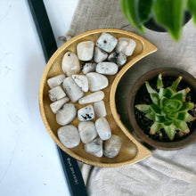 Cargar imagen en el visor de la galería, Polished Rainbow Moonstone