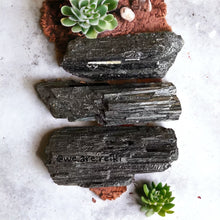Cargar imagen en el visor de la galería, Black Tourmaline large chunk