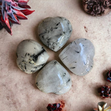 Cargar imagen en el visor de la galería, Tourmaline Rutilated Puffy Hearts