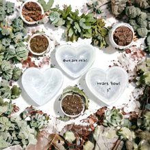 Cargar imagen en el visor de la galería, Selenite bowls