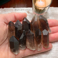 Cargar imagen en el visor de la galería, Smoky Quartz medium Points
