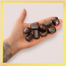 Cargar imagen en el visor de la galería, Tumbled Garnet