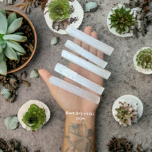 Cargar imagen en el visor de la galería, Selenite Sticks