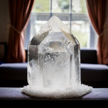 Cargar imagen en el visor de la galería, Crystal Quartz base Points