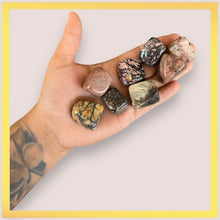 Cargar imagen en el visor de la galería, Polished Rhodonite