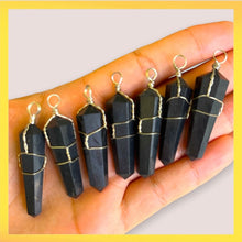 Cargar imagen en el visor de la galería, Shungite Double Point Pendant