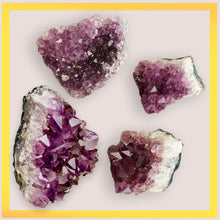 Cargar imagen en el visor de la galería, Small Amethyst cut base Druze