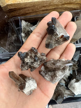 Cargar imagen en el visor de la galería, Smoky Quartz Cluster