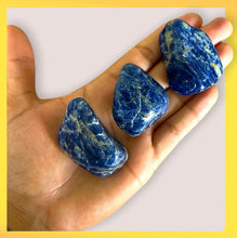 Cargar imagen en el visor de la galería, Large Polished Sodalite stone