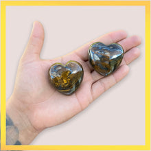 Cargar imagen en el visor de la galería, Puffy Tigereye Hearts