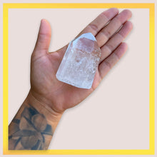Cargar imagen en el visor de la galería, Crystal Quartz base Points