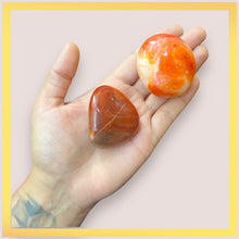 Load image into Gallery viewer, Large Carnelian Agate
